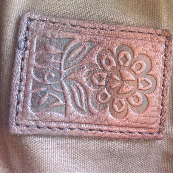 COPY - Lucky Brand braided Leather Bag - Picture 4 of 10